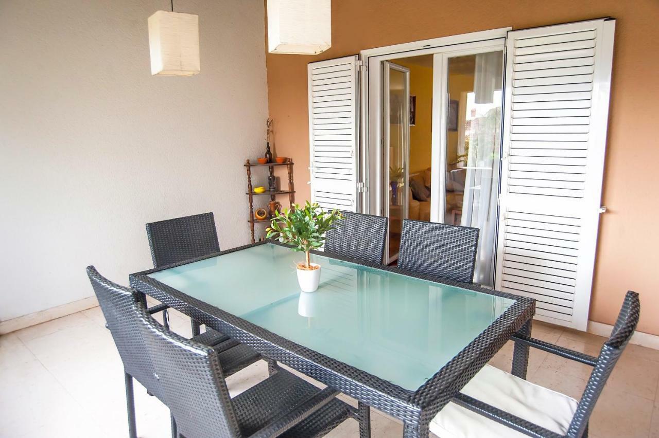 Hana House Pula Villa Bagian luar foto