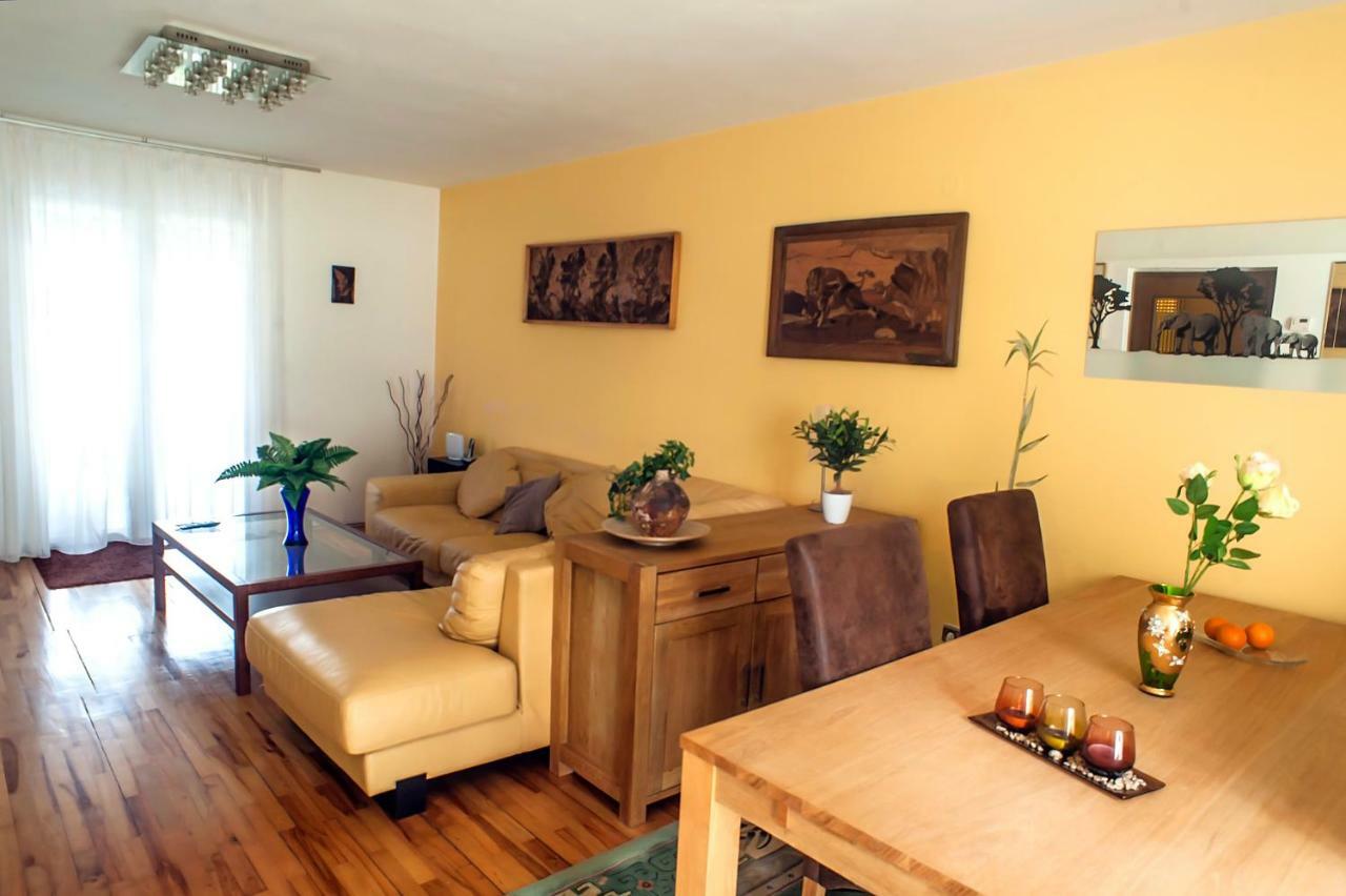 Hana House Pula Villa Bagian luar foto