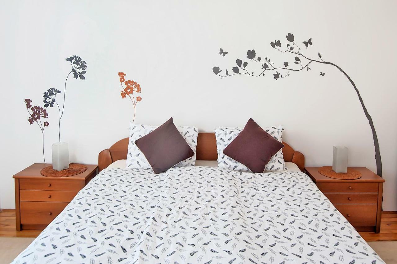 Hana House Pula Villa Bagian luar foto